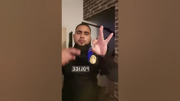 NLE CHOPPA GANG SIGNS TUTORIAL PT. 1 Blue Face Lil Loaded Cops LAPD Crips Compton Police HOW TO DO