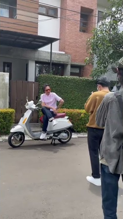 pesona pak vincent naik vespa #vwd #vespaindonesia