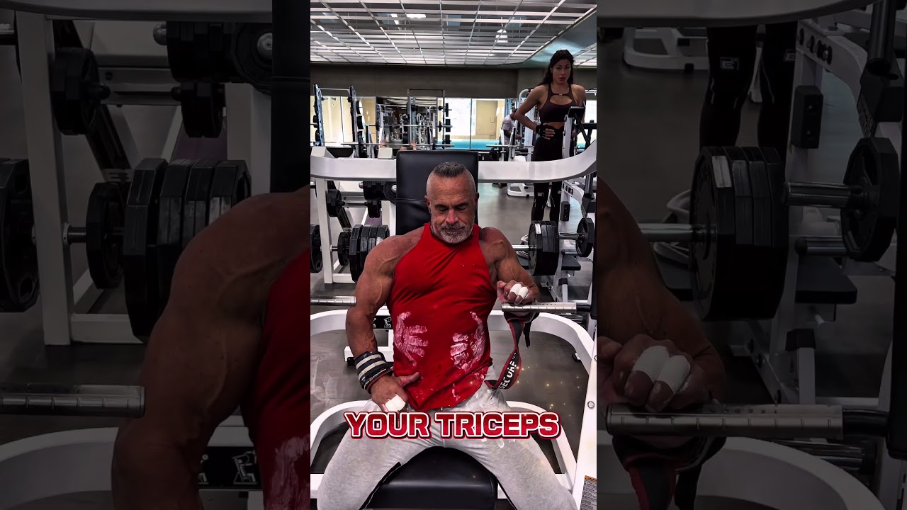 TRY THIS TO TO ISOLATE THE PECS #workout #workouttips #motivation #muscle #pecs