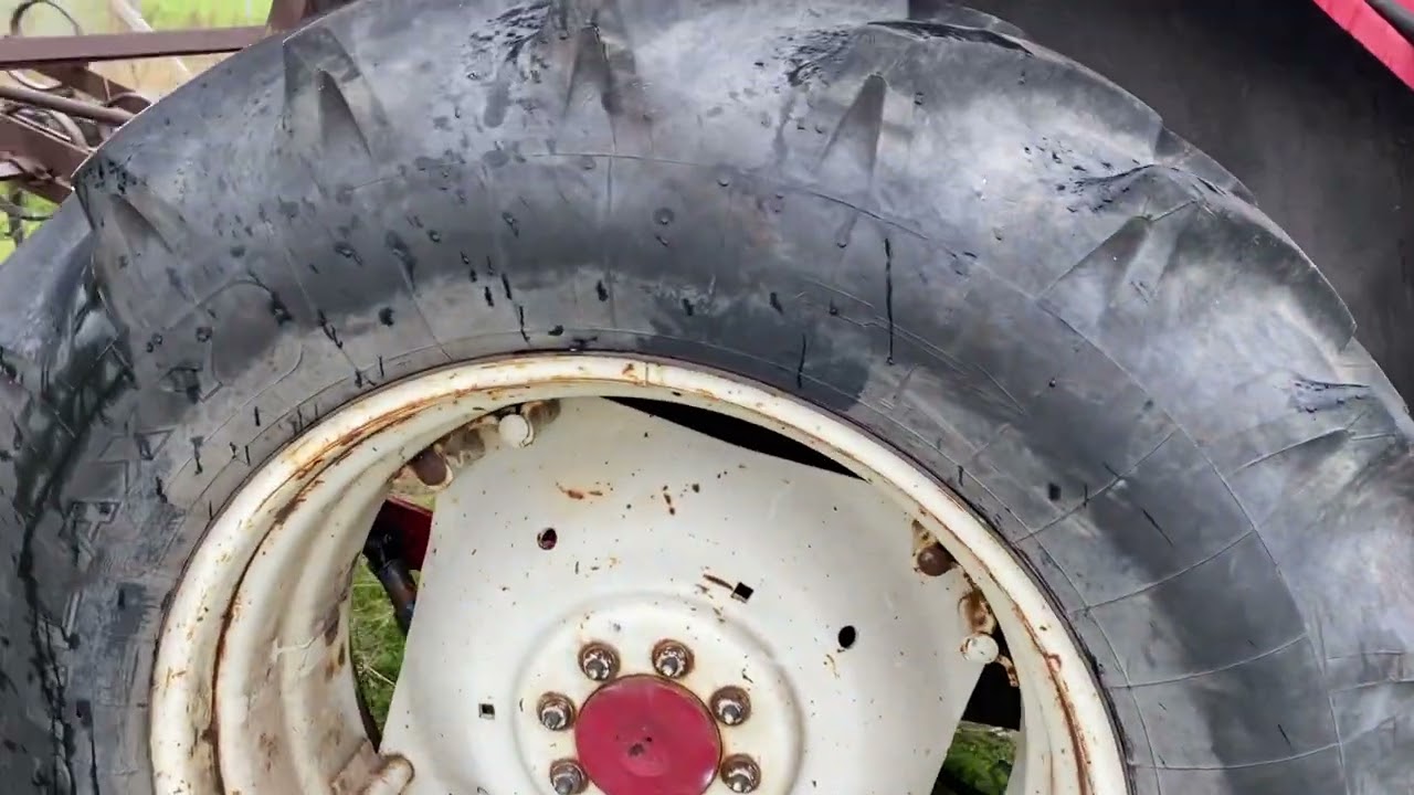 Traktor IH 574 med lastare