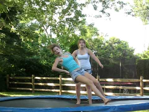 cheer rountine on trampoline - YouTube