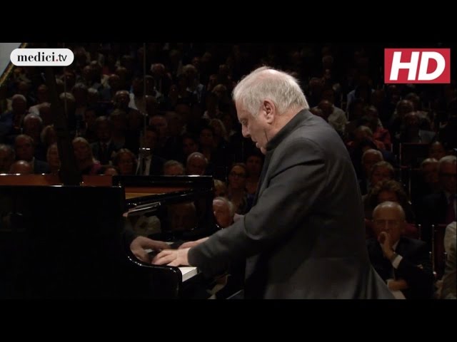 Liszt - Concerto pour piano n°2: la fin : D.Barenboim / Staatskapelle Berlin / P.Boulez