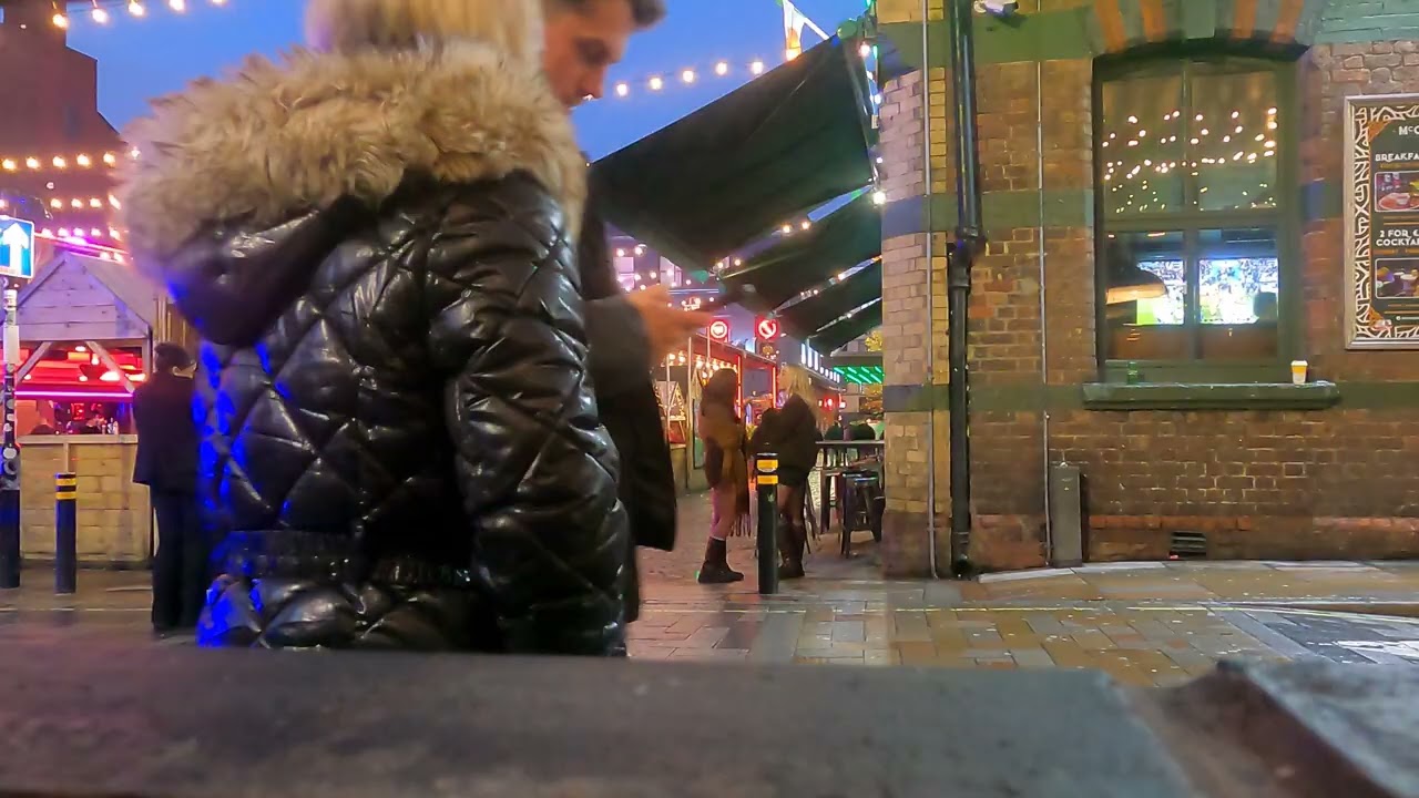 How Busy Is Liverpool England 9 in Nov 2025. Ricks Town Tours