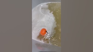 this HALLOWEEN bath bomb has a SURPRISE inside! 😱 #shorts #bathbomb #halloween