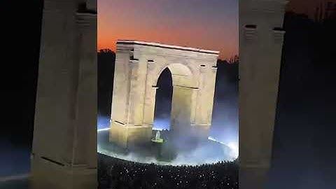 TINI - posta / ni de ti (Live - un mechón de pelo en Hurlingham)