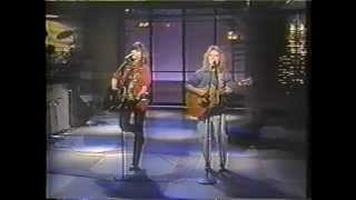 Watch Indigo Girls World Falls video