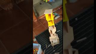 Blocks Falling Down