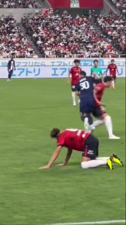 Messi skill vs Japan player