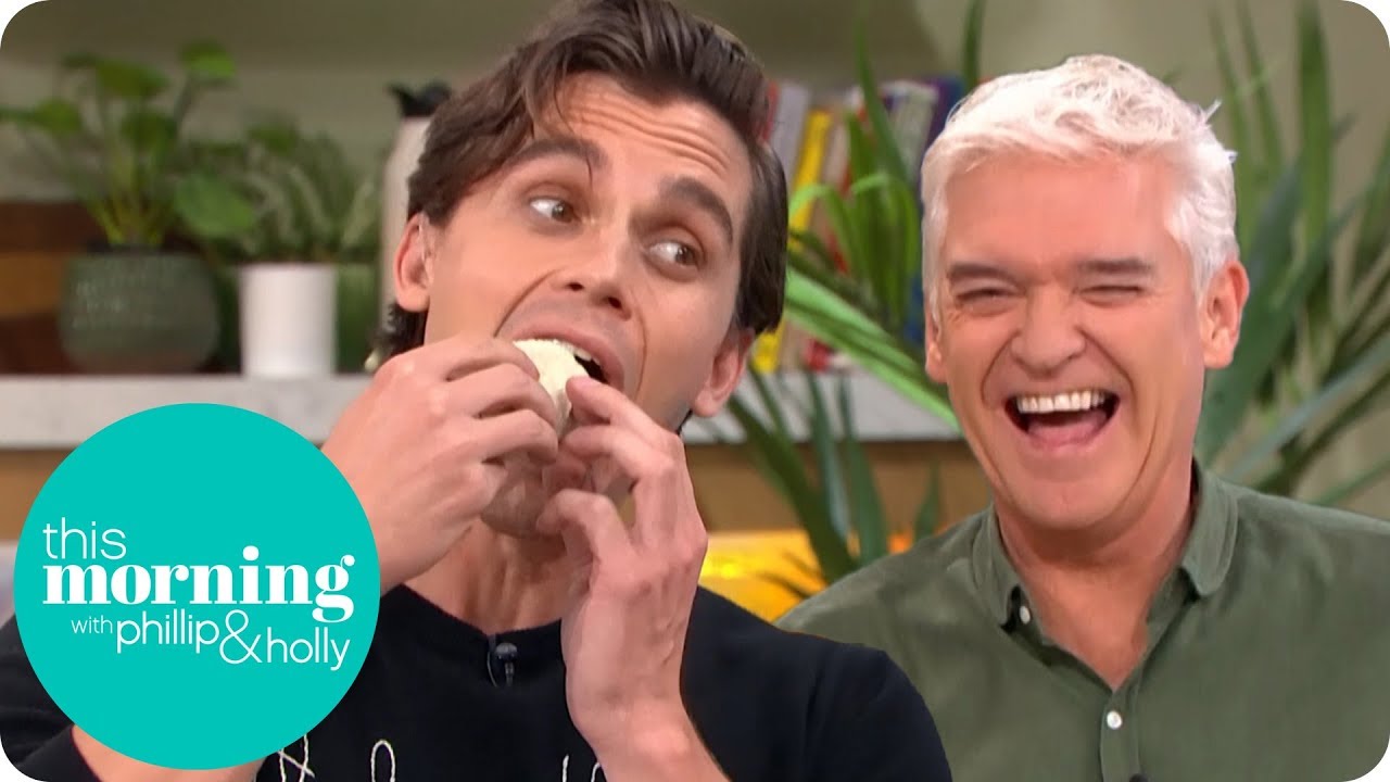 Queer Eye's Antoni Porowski Smokey Chicken Fajitas | This Morning