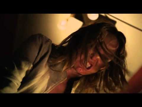 Arrow 4x5 Sara attacks Thea