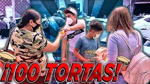 Regalando 100 tortas en un hospital!