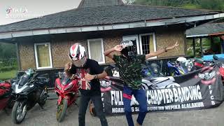 Joget santai anak motor