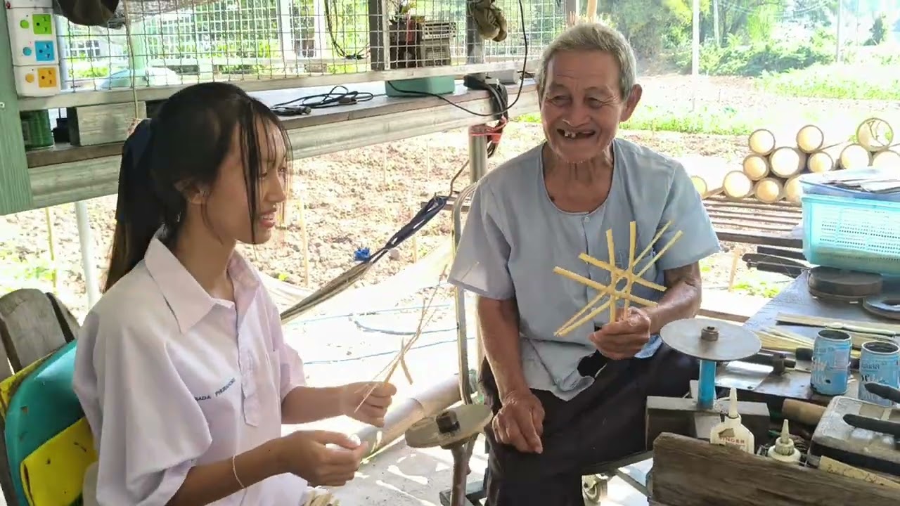 การสานเข่งปลาทู ตำบลท่ามะนาว