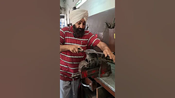 How to sleeve cutting ##Cummins #workshop #automobile #repair #toptrending #machine #kirloskar #auto