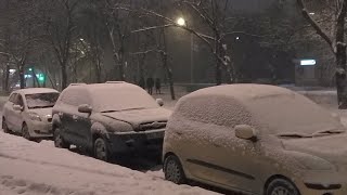 Snow in Darnitsa, Kiev, Ukraine. Снег на Дарнице, Вечером в Киеве, Украина. СТРИМ Snow in Darnitsa, Kiev, Ukraine. Снег на Дарнице, Вечером в Киеве, Украина. СТРИМ
