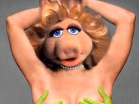 muppets, miss, piggy, kermit, stuff, your, froggy, face, into, the, floor.