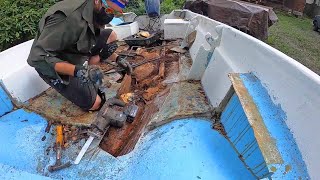 Rebuilding A Fiberglass Boat (This thing is WRECKED!!!)