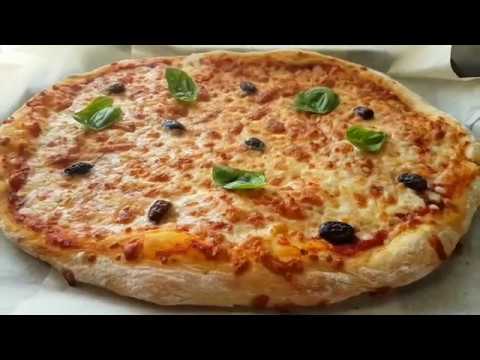 איך להכין פיצה איטלקית בבית How to make Italian pizza at homeكيفية صنع البيتزا في المنزل |