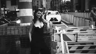 Beren Saat - Sezgilerinin İzinde