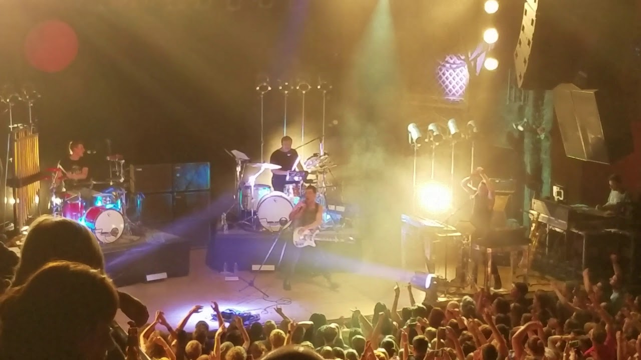 Bleachers "Don't Take The Money" [LIVE] YouTube