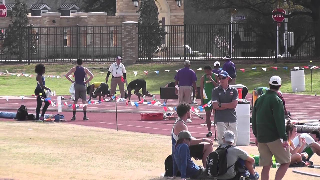 New Era Sprint Club Jamil Hubbard 200M TCU March 2014