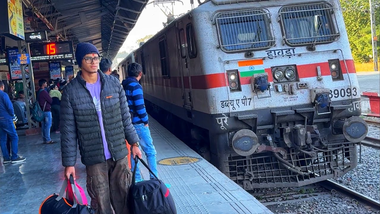 Om Aur Mein Akele Nikal Gaye Delhi 😍 New Trip Start Ho Gayi