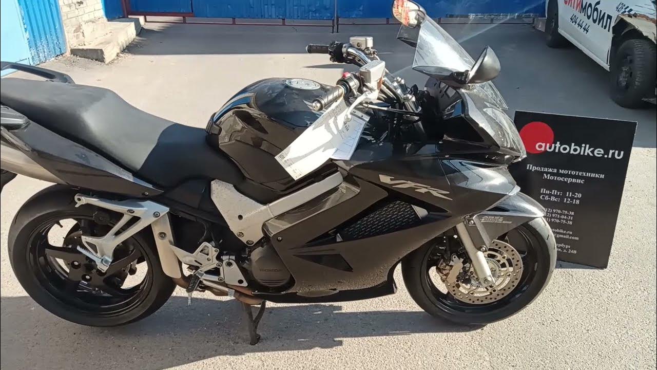 Варианты оклейки мотоцикла Honda VFR 800 пленкой