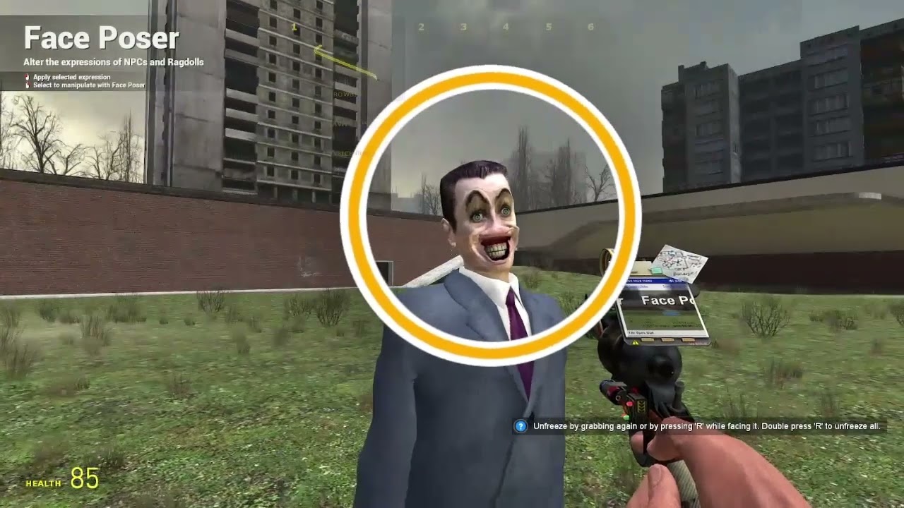 Playing Gmod in 2006