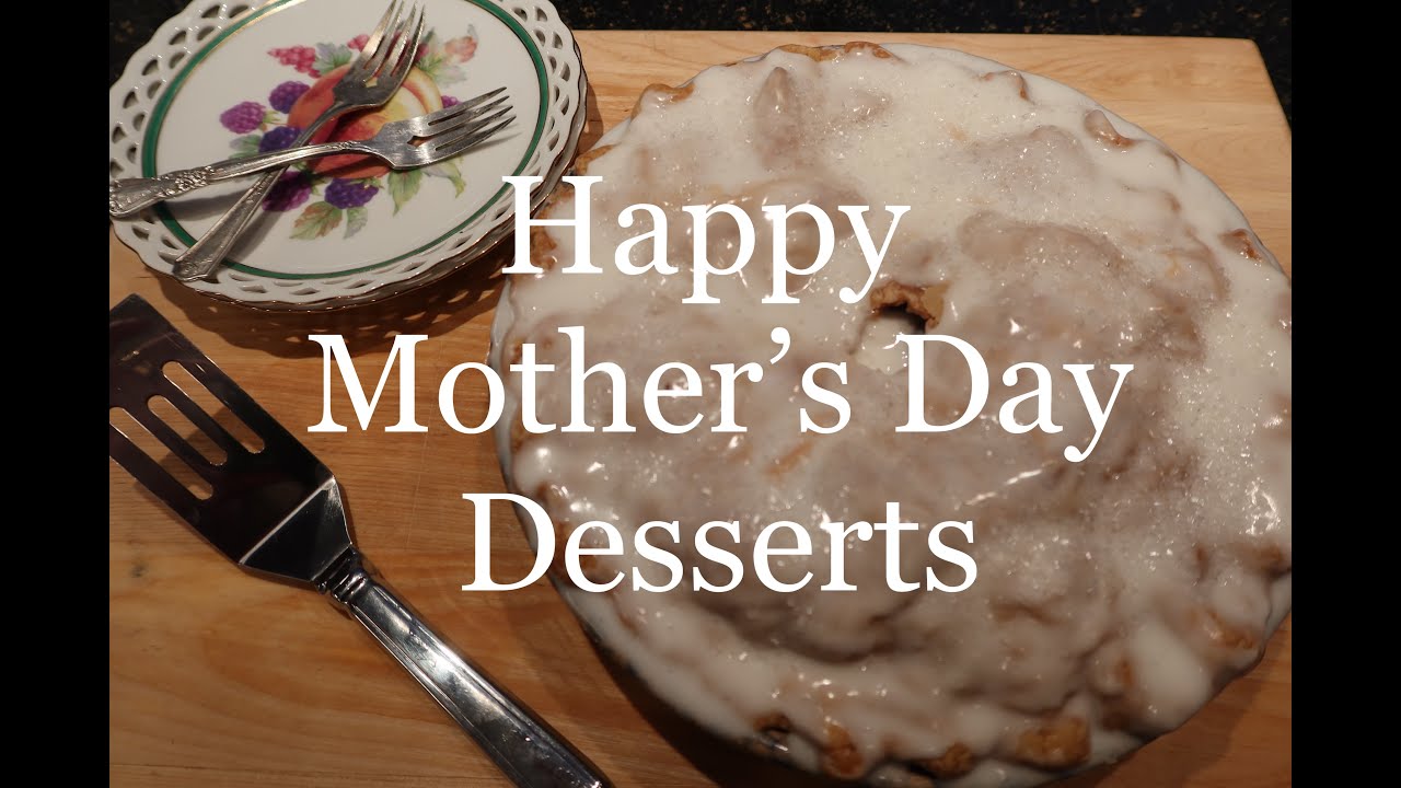 Elegant French Apple Pie | A Summer House Moms Celebration