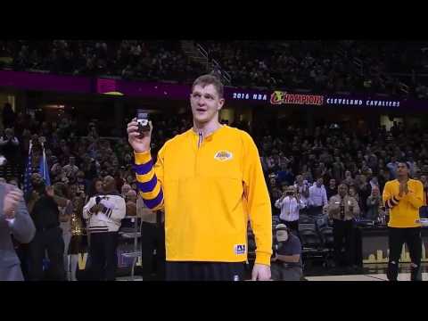 Video: Timofey Mozgov: Basketbolchining Tarjimai Holi