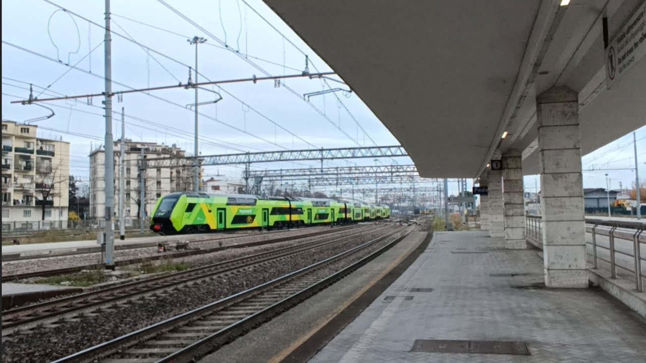 Treni alla stazione di Padova