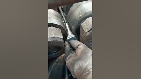 Thread rolling. Looks so cool! Short feed video