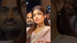 Introducing the "VitaWear SmartBand," a next-generation wearable gadget🎉#janhvikapoor #srk #kajol