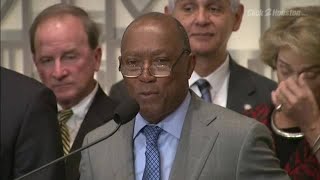 Raw video of Mayor Turner introducing new Houston fire chief
