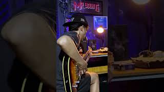 bermain dengan backing track🤠