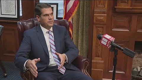 Former Republican Lt. Gov. Geoff Duncan enters race for GA governor as democrat