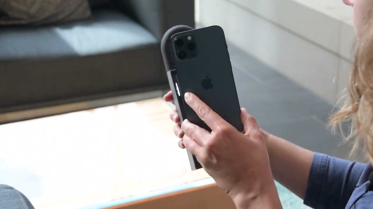 How does your visitor check-in with the Trip Itinerary?