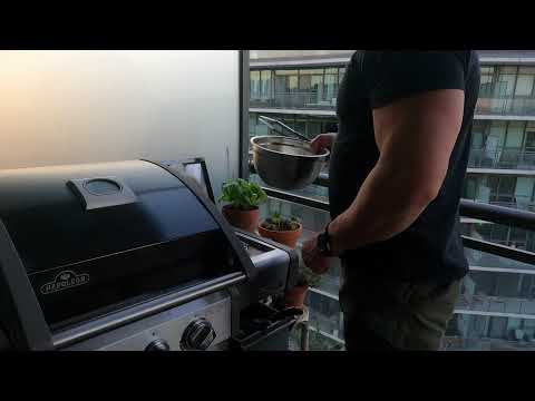 Video: Kanada Barbeküsü Nasıl Pişirilir