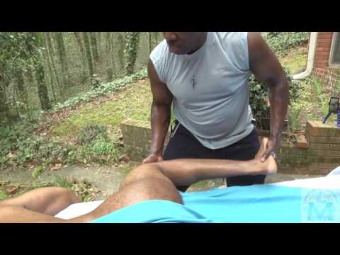 Latino Oma Outdoor Massage