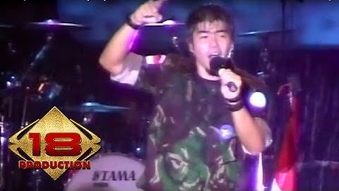 Samsons - Kisah Tak Sempurna  (Live Konser Padang 17 Agustus 2007)