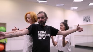 Contact improvisation for Beginners