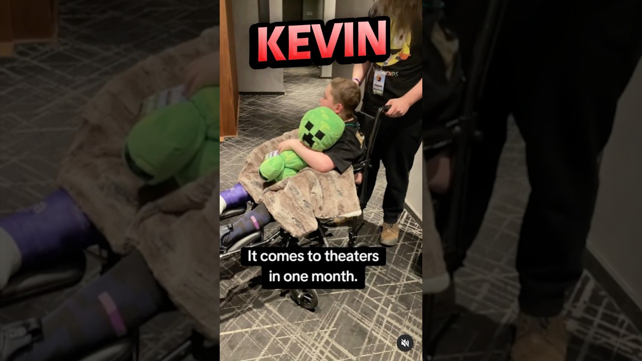 KEVIN vio la PELÍCULA antes de tiempo #minecraft