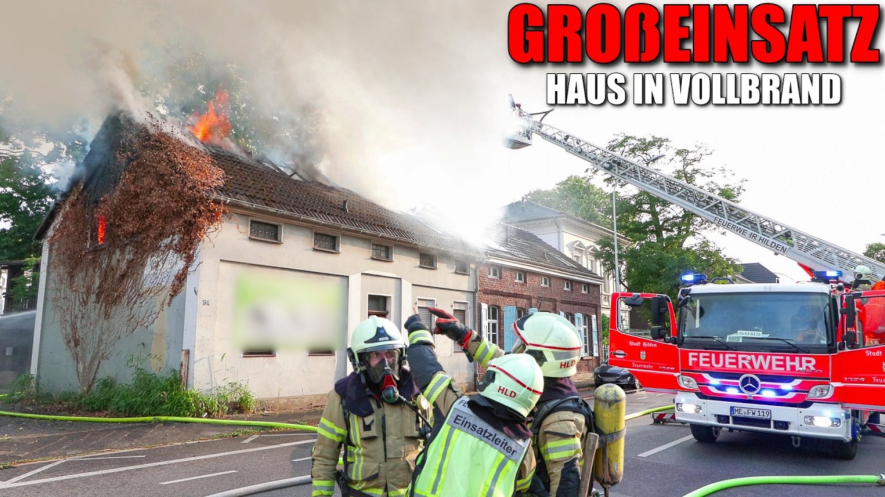 [WOHNHAUS IN VOLLBRAND!] - Flammen & massive Rauchentwicklung ~ Vollalarm Feuerwehr Hilden -