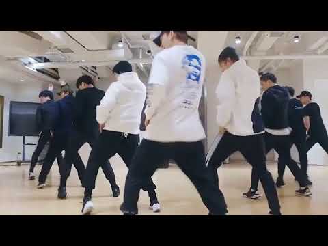 EXO Chen's amazing dance skills gif (link for download in description)