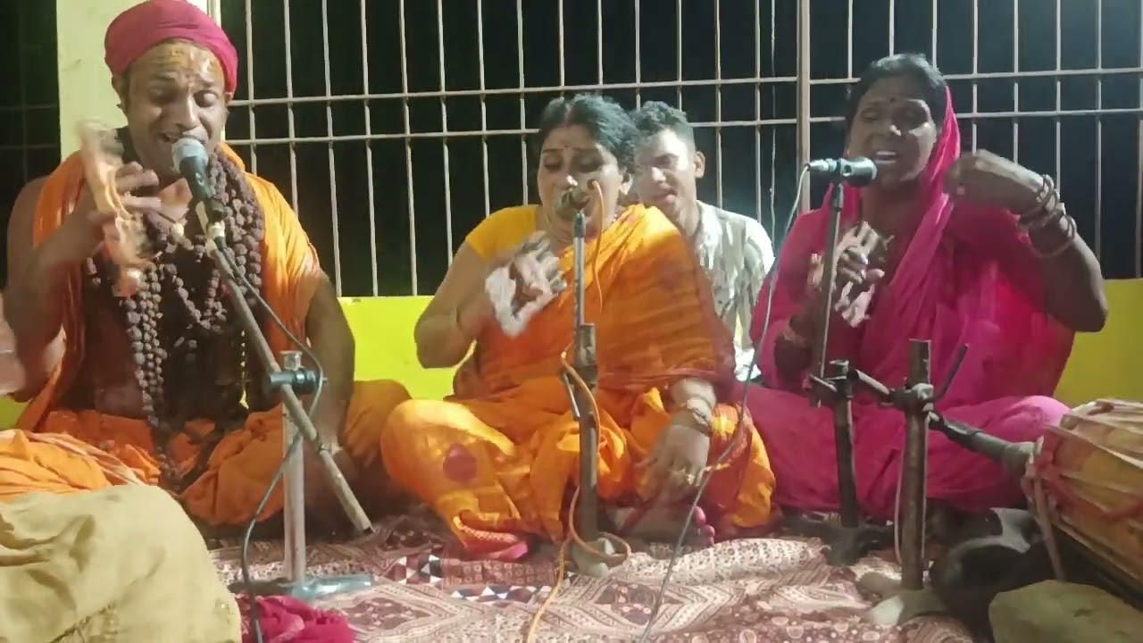 Ganinath Govind Bhagwan ke bhajan suniye aur channel ko subscribe Karen like Karen comment kijiye