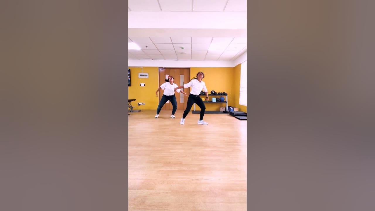 IZ*ONE (아이즈원) - 환상동화 (Secret Story of the Swan) Dance Cover@moonwavez4465