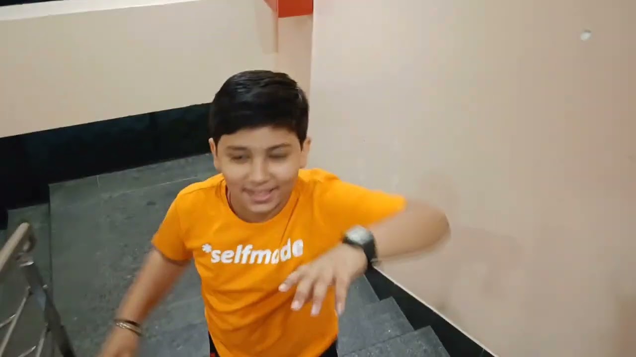 🧐Blue Water Hotel Kaise hai?💢 First Time visit.😱🧐💫