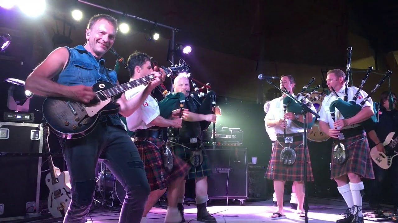 Johnny McCuaig Band & Kimberley Pipe Band "It's a Long Way to the Top