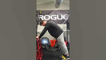 Leaning Banded Hip Flexor March #hips #mobility #strength