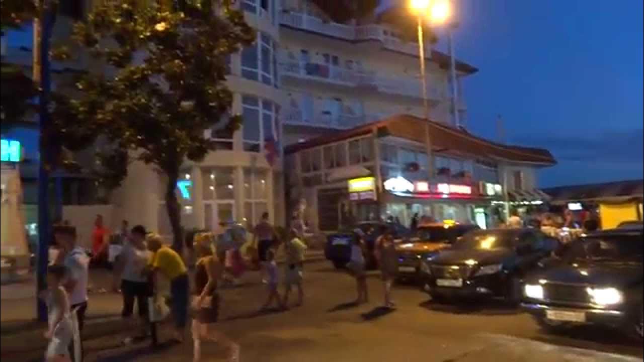 Центр национальных культур лазаревское. Цнк сочи лазаревское. Лазаревский центр национальных культур сочи. Лазаревское сочи концерты. Лазаревское надпись.